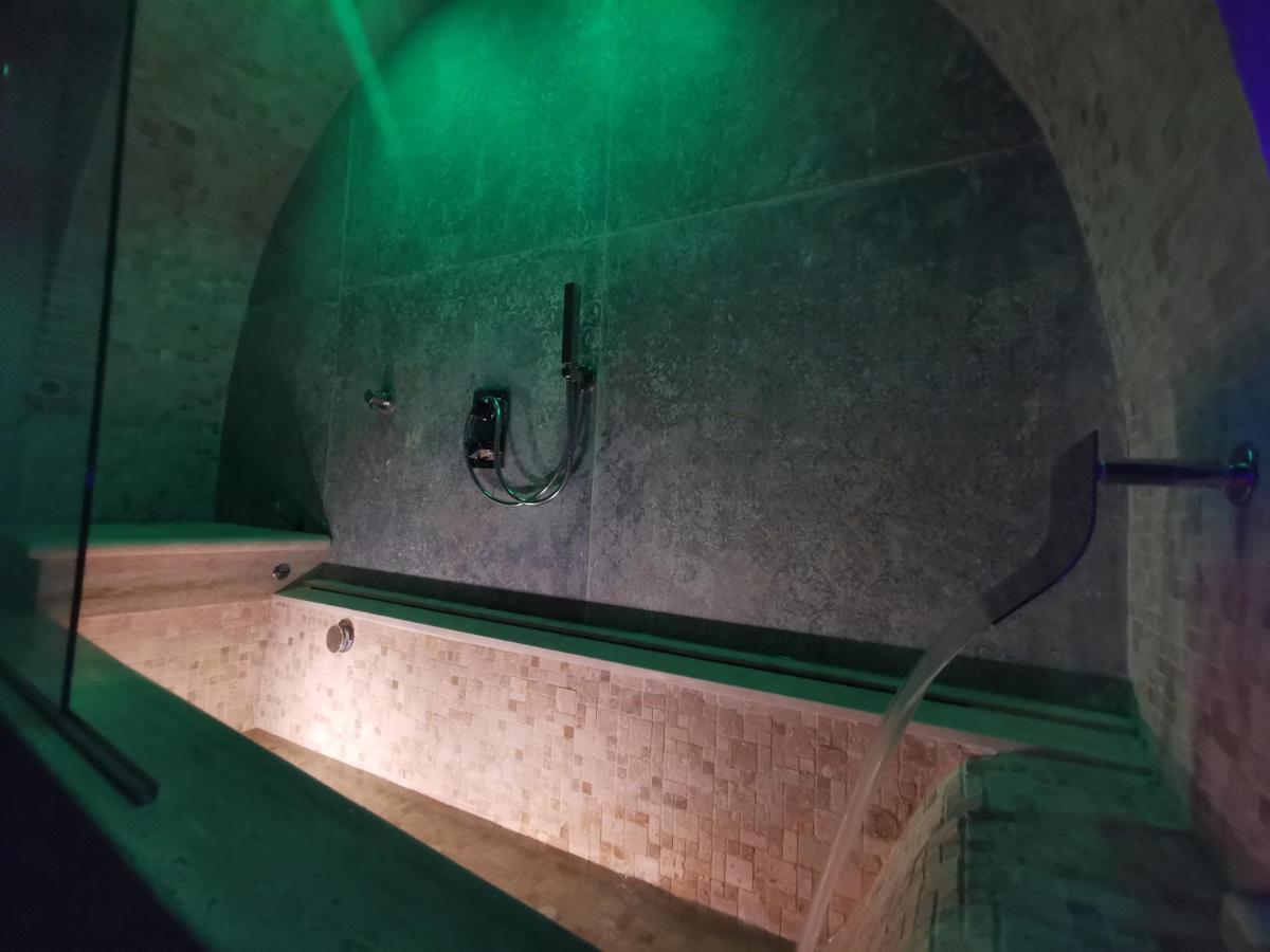 Bed and Breakfast Dioniso Bed & Wellness Таранто Экстерьер фото